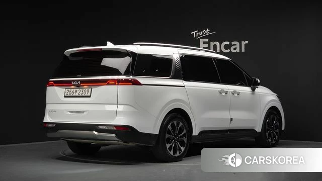 Kia Carnival 4th generation 2022 Белый из Кореи