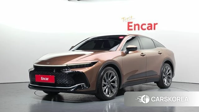 Toyota Crown Crossover 2024 Золотой из Кореи