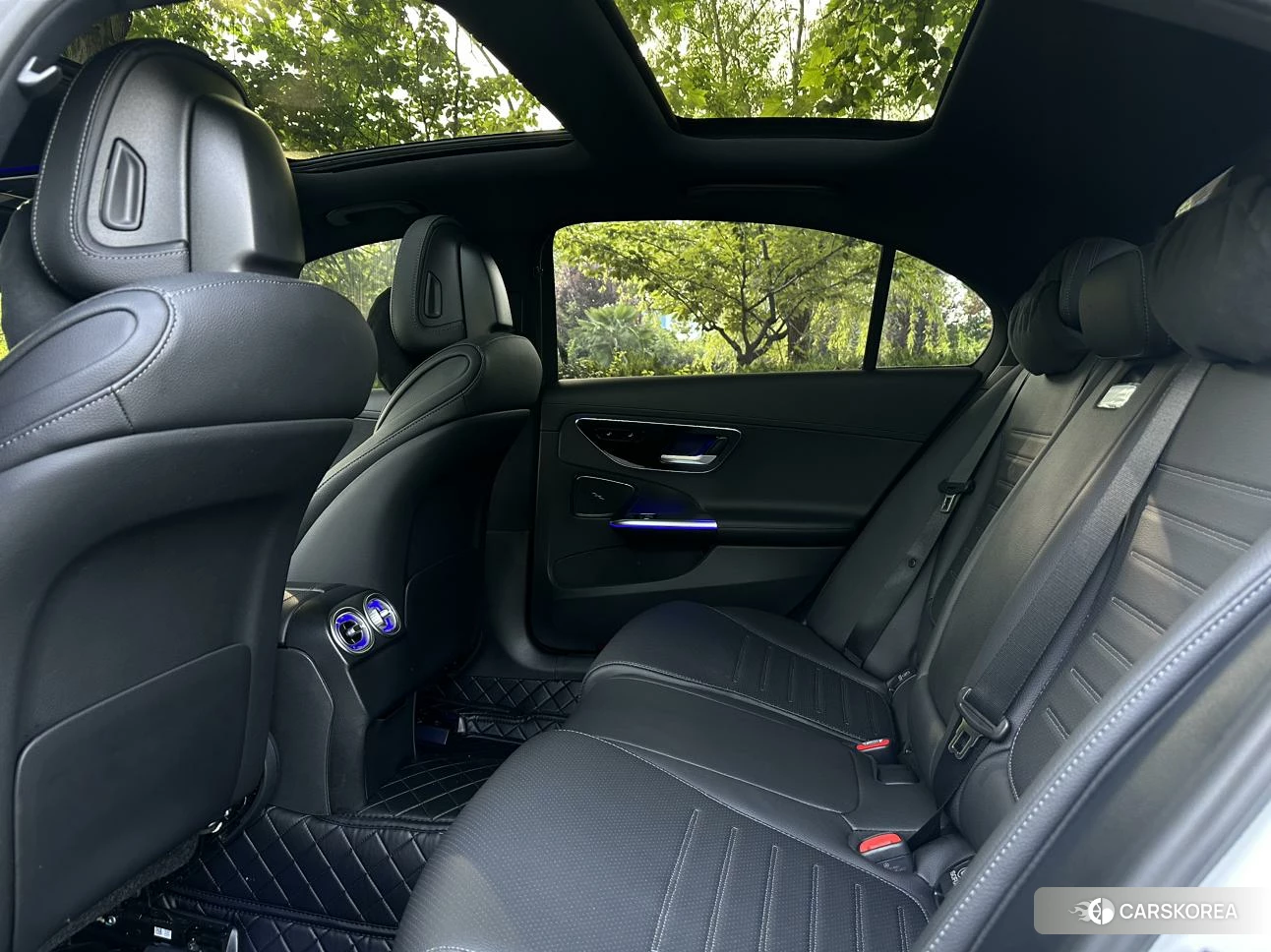 Mercedes-Benz C-class 2023 Белый из Китая