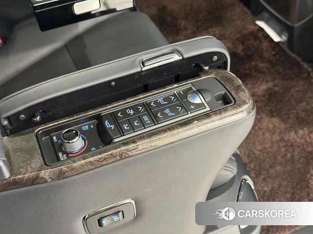 Toyota Alphard 2020 Белый из Китая