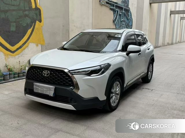 Toyota Corolla 2023 Белый из Китая