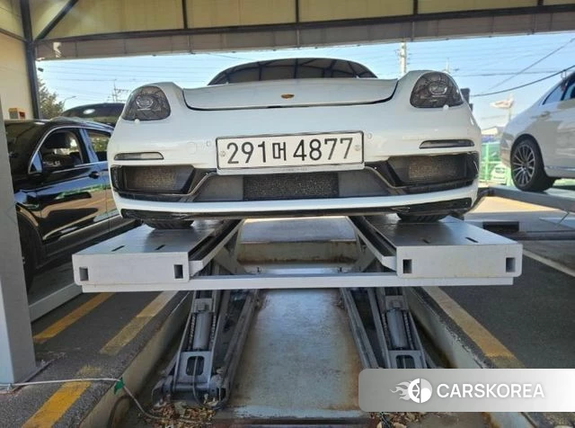 Porsche 718 Boxster 2019 Белый из Кореи