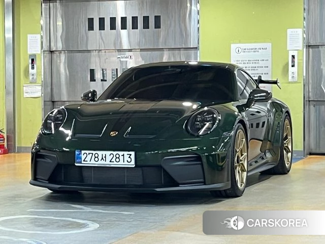 Porsche 911(992) 2026 Темно-зеленый из Кореи