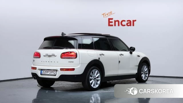 Mini Cooper Clubman 2021 Жемчужный цвет из Кореи, фото 2