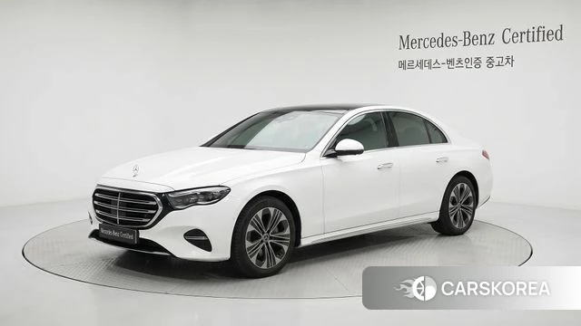 Mercedes-Benz E-Class W214 2026 Белый из Кореи