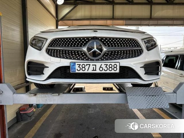 Mercedes-Benz CLS-Class C257 2021 Белый из Кореи