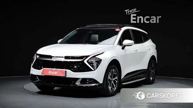 Kia Sportage 5th Generation Hybrid 2023 Белый из Кореи