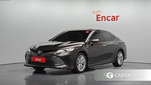 Toyota Camry (XV70) 2018 Коричневый из Кореи
