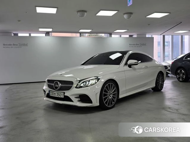 Mercedes-Benz C-Class W205 2023 Белый из Кореи
