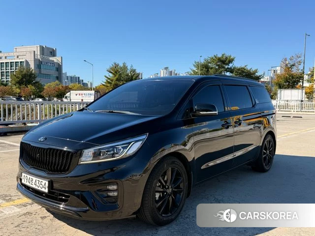 Kia The New Carnival 2019 Черный из Кореи