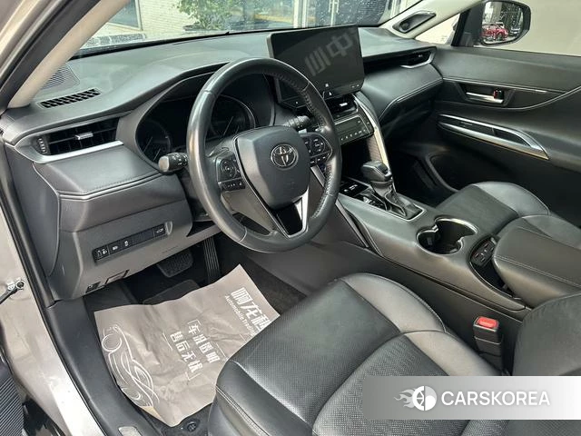 Toyota Venza 2023 Серебристо-серый из Китая