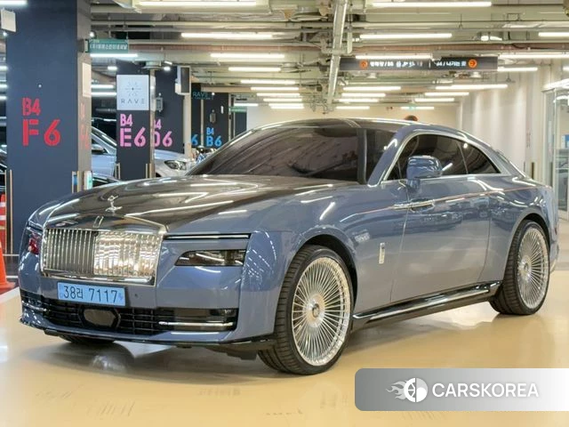 Rolls-Royce Spectre 2024 Небесно-голубой из Кореи