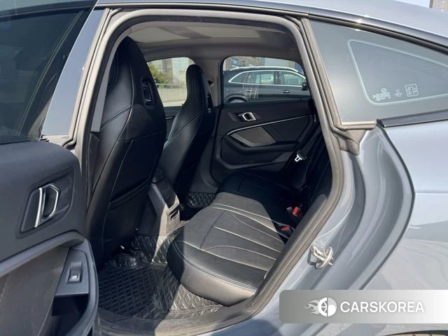 BMW 2 series 2023 Серебристо-серый из Китая