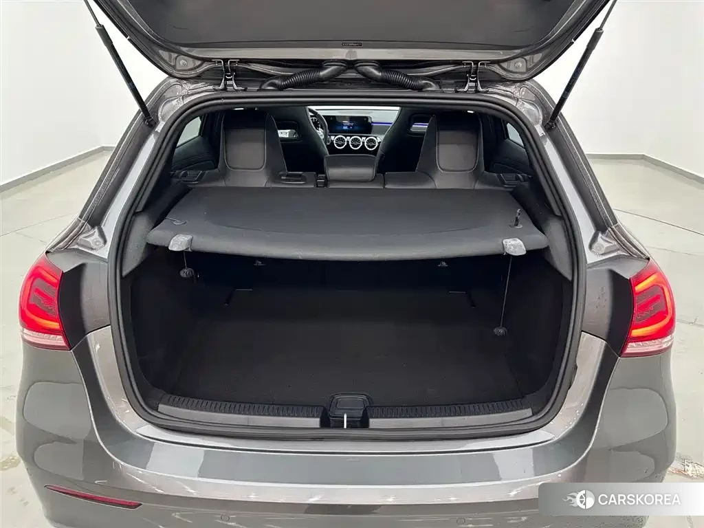 Mercedes-Benz A-class AMG 2022 Silver/gray из Китая