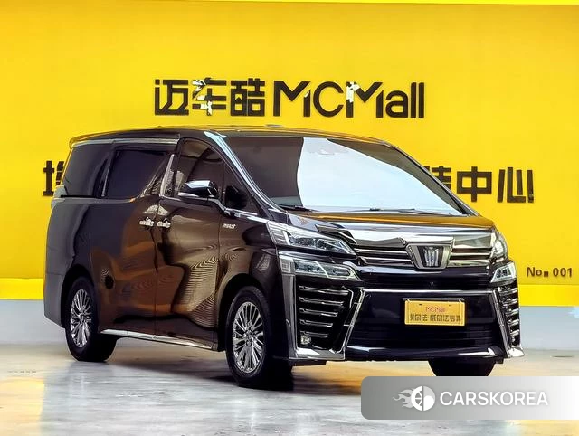 Toyota Vellfire 2022 Черный из Китая