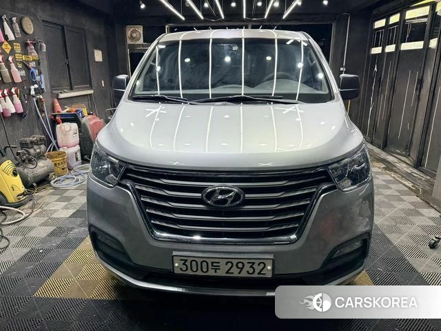 Hyundai The New Grand Starex 2018 Серебристо-серый из Кореи