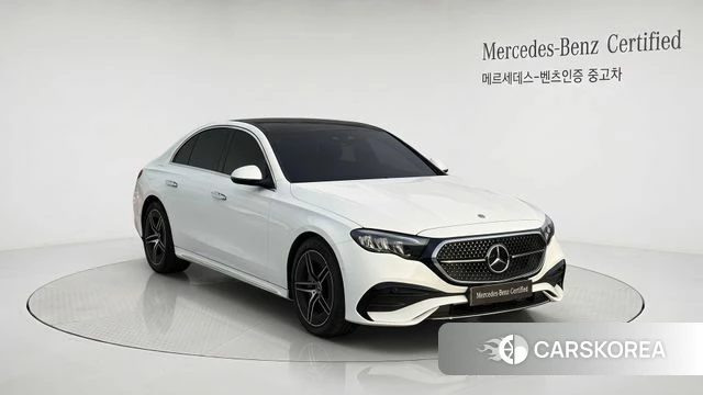 Mercedes-Benz E-Class W214 2026 Белый из Кореи