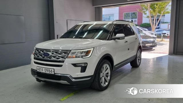 Ford Explorer 2019 Белый из Кореи