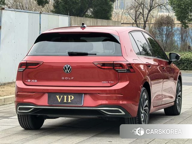 Volkswagen Golf 2021 Красный из Китая