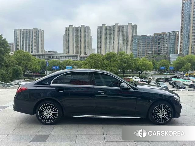 Mercedes-Benz C-class 2023 Зеленый из Китая