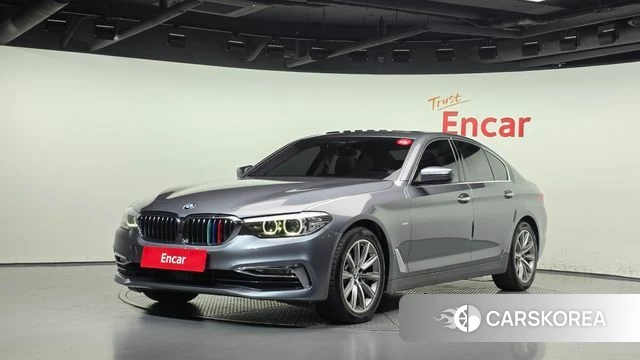 BMW 5 Series (G30) 2018 Серый из Кореи