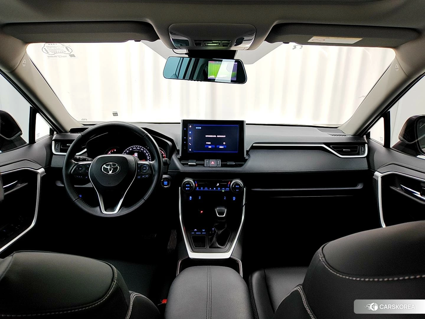 Toyota RAV4 2021 Темно-серый из Китая