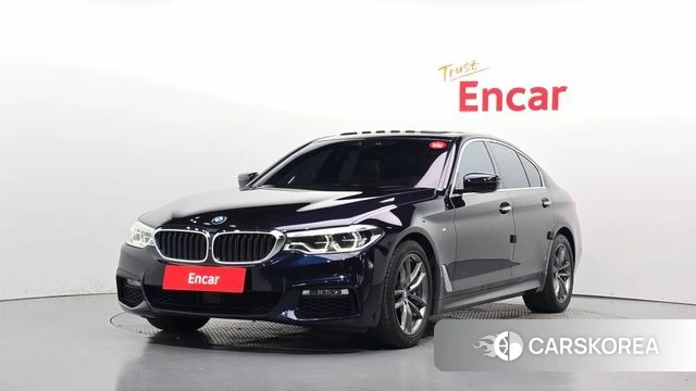 BMW 5 Series (G30) 2018 Черный из Кореи