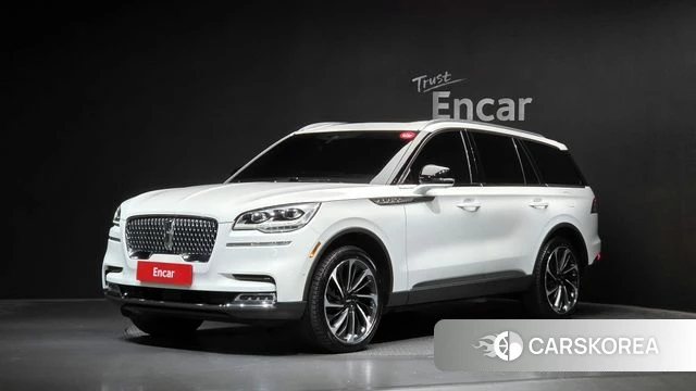 Lincoln Aviator 2nd generation 2022 Белый из Кореи