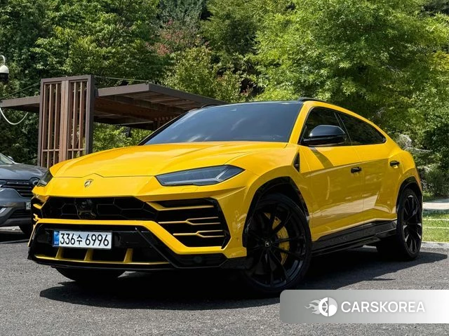 Lamborghini Urus 2019 Желтый из Кореи