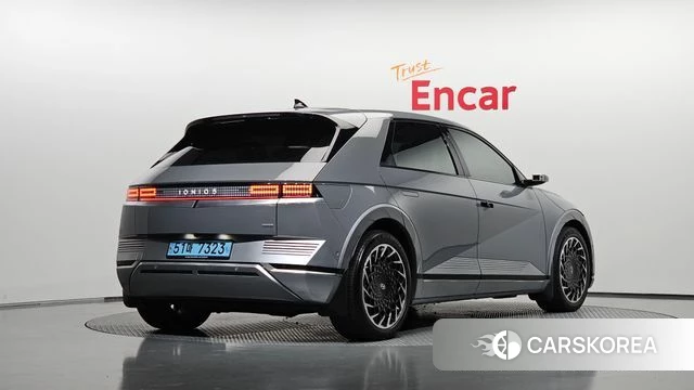 Hyundai Ionic 5 2022 Серебристо-серый из Кореи