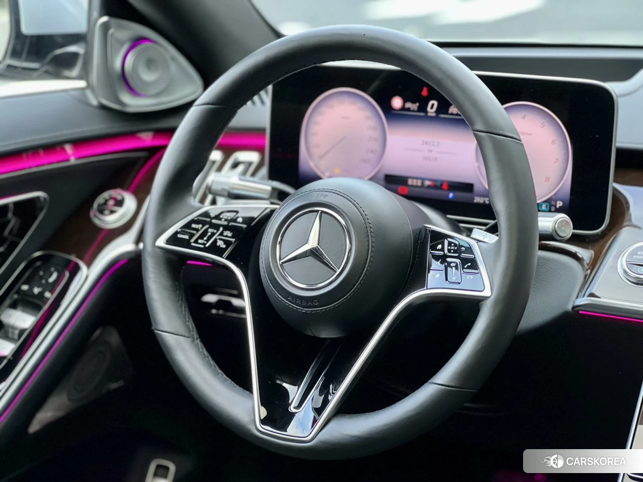 Mercedes-Benz S-Class 2021 Серебристо-серый из Китая