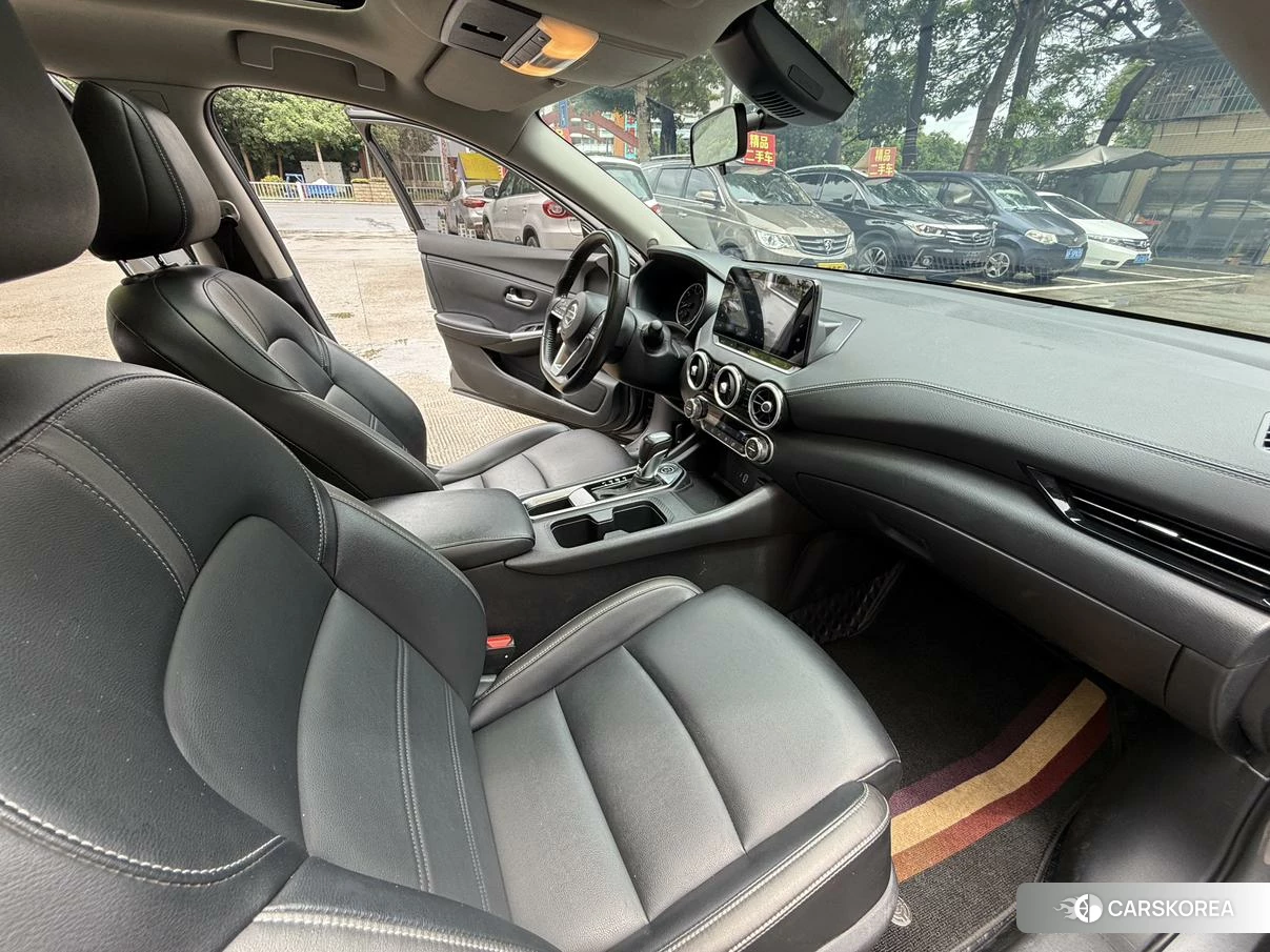 Nissan Sylphy 2020 Темно-серый из Китая