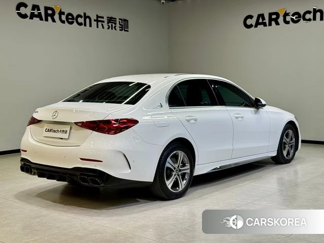 Mercedes-Benz C-class 2022 Белый из Китая