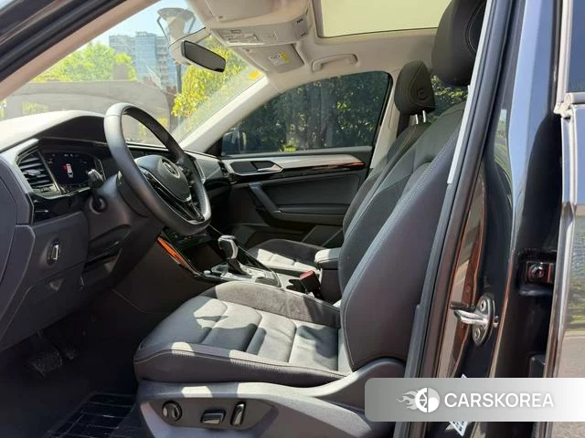 Volkswagen Tayron 2022 Черный из Китая