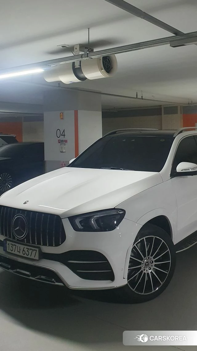 Mercedes-Benz GLE-Class W167 2023 Белый из Кореи
