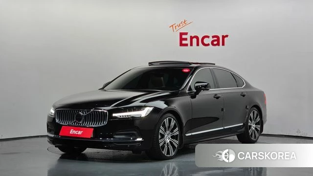 Volvo S90 2024 Черный из Кореи