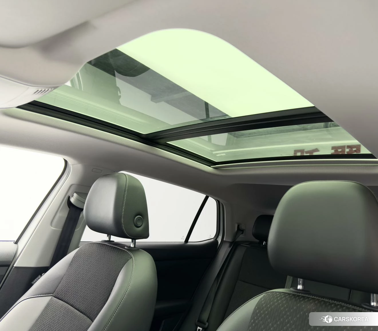 Volkswagen Tacqua 2021 Белый из Китая