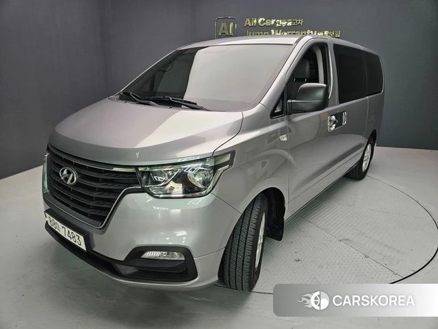 Hyundai The New Grand Starex 2021 Серый из Кореи
