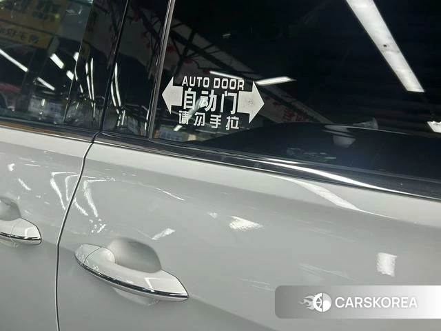 Volkswagen Viloran 2021 Белый из Китая