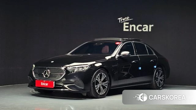 Mercedes-Benz E-Class W214 2025 Черный из Кореи, фото 2