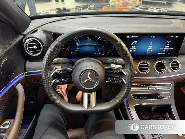 Mercedes-Benz E-Class 2023 Черный из Китая