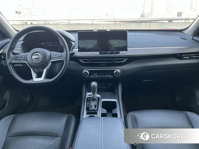 Nissan Altima 2024 Черный из Китая