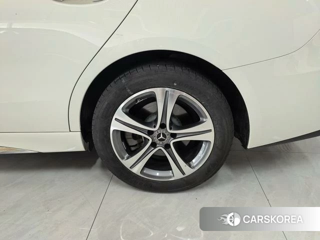 Mercedes-Benz C-class 2022 Белый из Китая