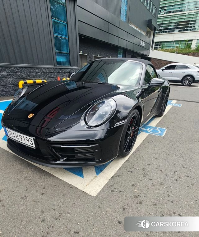 Porsche 911(992) 2024 Черный из Кореи