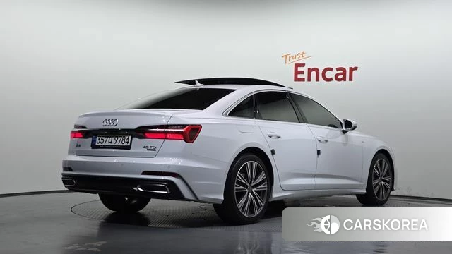 Audi A6 (C8) 2022 Белый из Кореи
