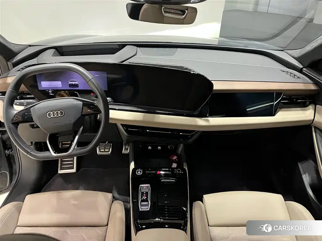 Audi Q6L 2025 Silver/gray из Китая