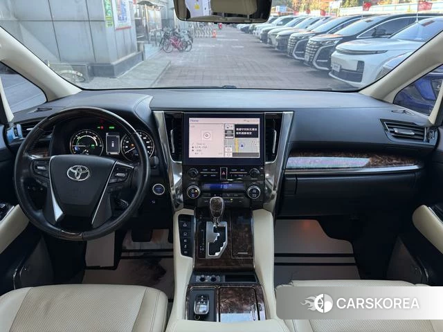 Toyota Alphard 2021 Черный из Китая