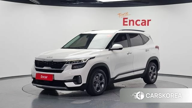 Kia Seltos 2022 Белый из Кореи, фото 2