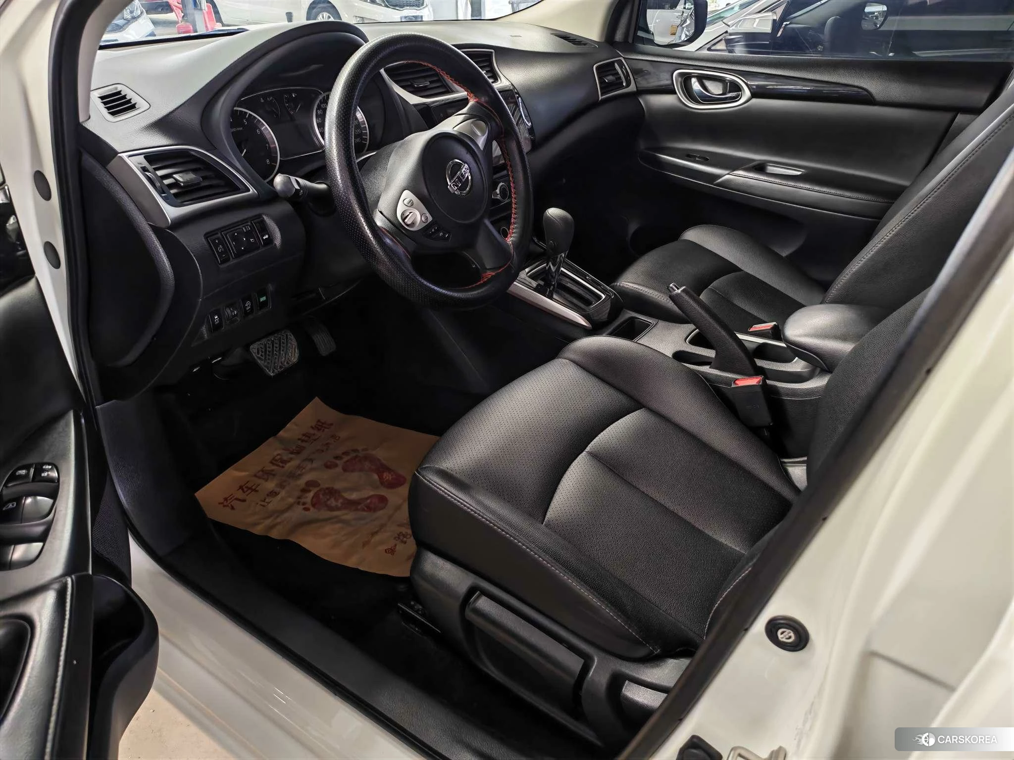 Nissan Sylphy 2019 Белый из Китая