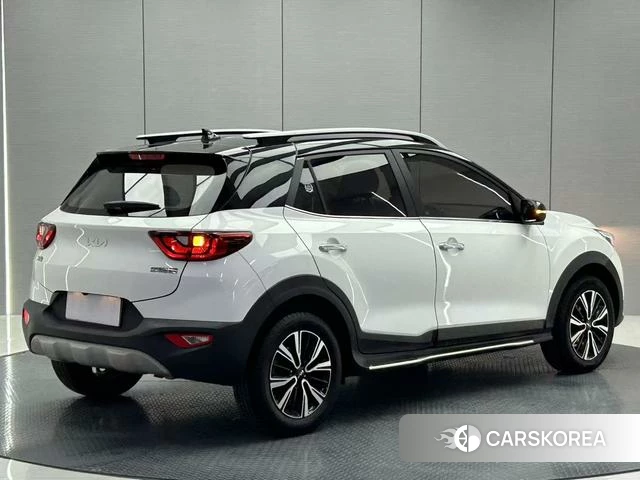 Kia KX1 2021 Белый из Китая